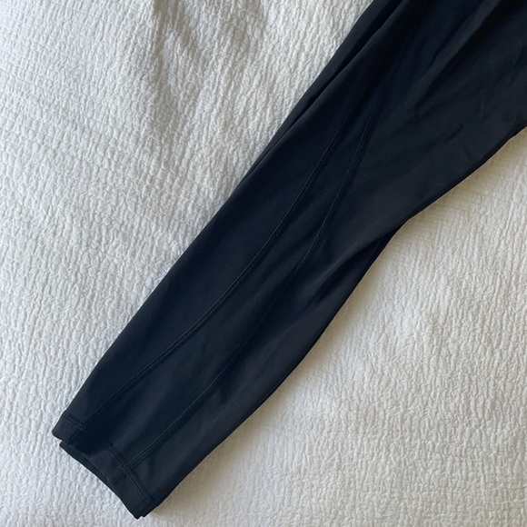 LULULEMON X SoulCycle Train Times - Picture 7 of 9